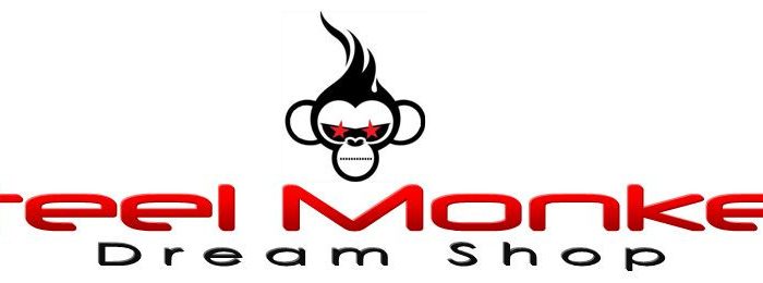 Logo de Steel Monkey Dream Shop LLC – Tienda de ropa urbana y accesorios de moda