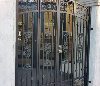 Hernandez Wrought Iron Inc – Artesanía en Hierro Forjado para Puertas, Rejas y Decoración Exterior