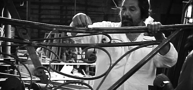 Oscar – Fabricación de Hierro a Medida: Obras Personalizadas, Diseño de Metal y Artesanía